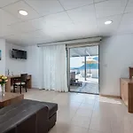 Royal Bay 4*