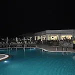 Royal Bay Hotel 4*