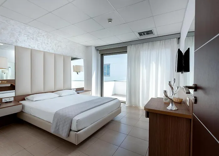 Ξενοδοχείο Royal Bay