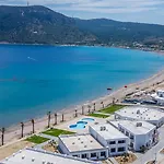 Royal Bay ホテル Kéfalos