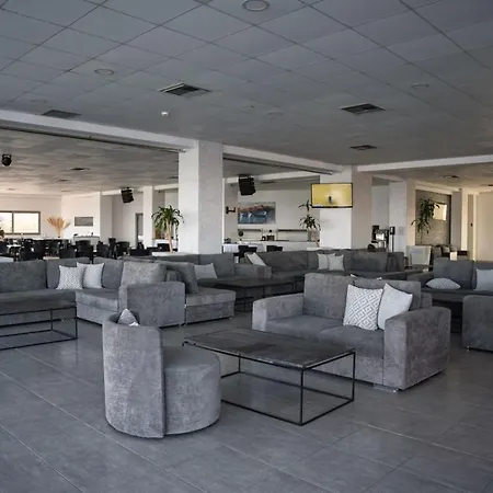 Royal Bay Hotell