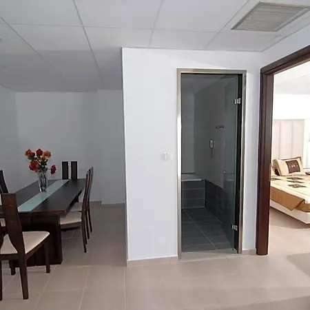 Royal Bay 4*