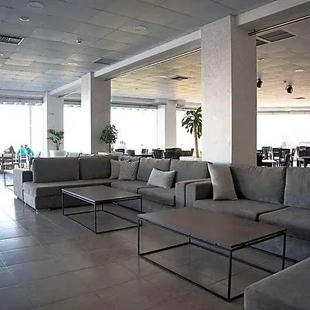 Royal Bay Szálloda
