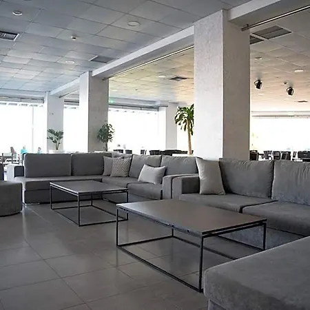 Royal Bay Szálloda