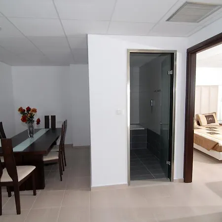 Hotell Royal Bay