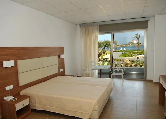 Royal Bay 4*