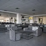 Royal Bay Hotel