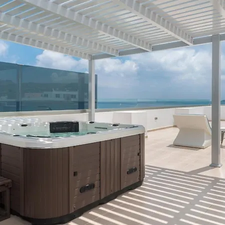 Royal Bay 4*