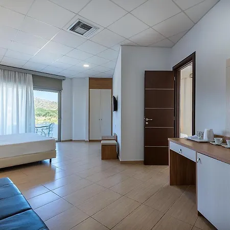 Royal Bay Hotel
