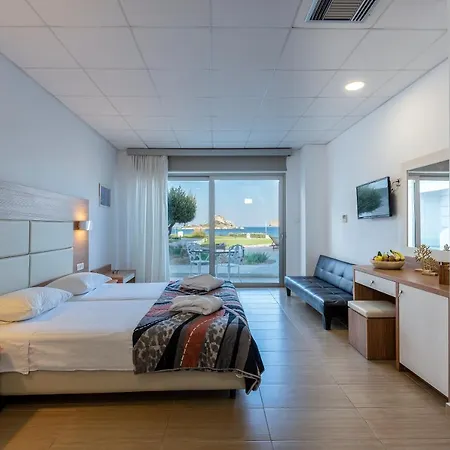 Royal Bay Hotel 4*